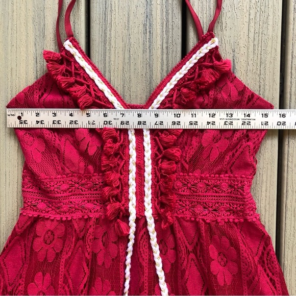 NEW Cupshe Red Lace Hi Low Midi Dress with Pom Pom & Fringe Details Size M - Picture 6 of 10